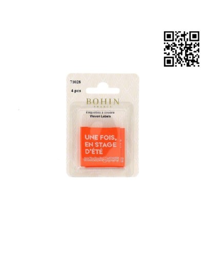 ETIQUETA PARA COSER "UNE FOIS EN STAGE D'ETE" - CUADRADO 3,5CM | PACK 4 UND - BH71028