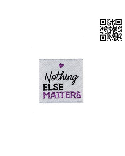 ETIQUETA PARA COSER "NOTHING ELSE" - CUADRADO 3,5CM | - BH486099